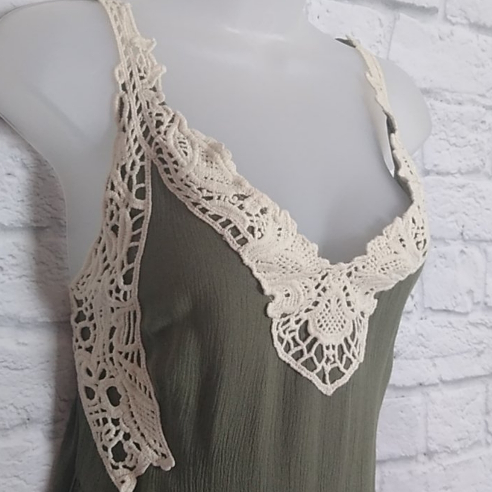 NWT Alya Crochet Topped Boho Dress